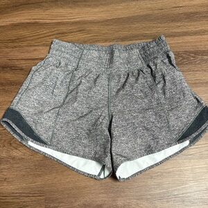 Lululemon Hotty Hot High Rise Shorts - heathered Grey (4 inch) Sz 4